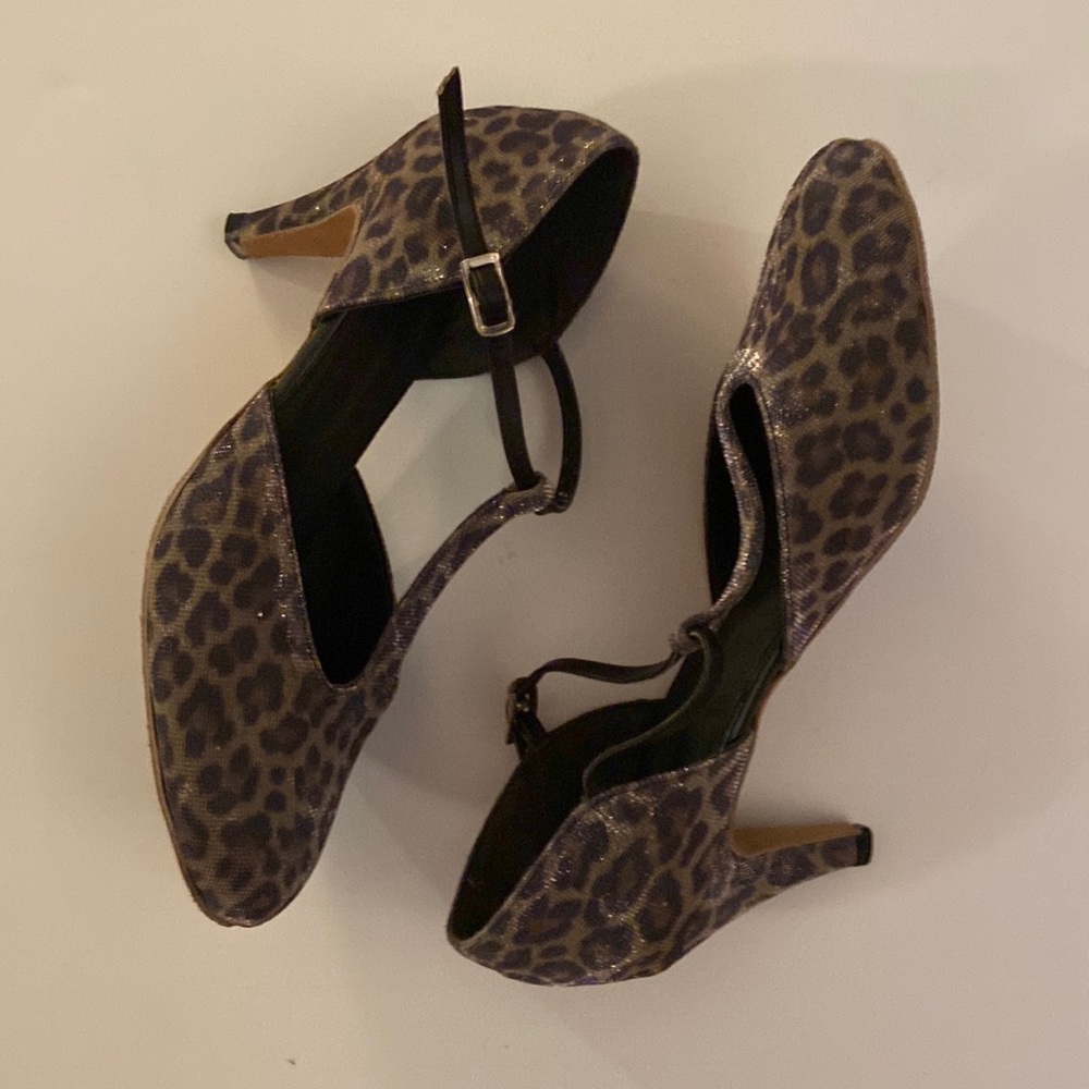 Debut Ballroom dance shoes leopard shimmer size 9 (2.5” heel) almond toe